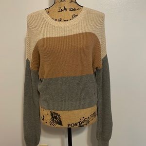 Hollister sweater